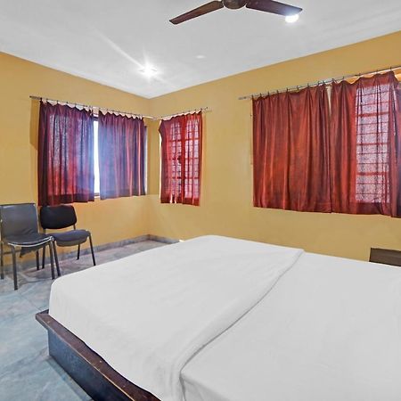 Oyo Flagship 85517 Hotel Sheetal Lake View Райпур Экстерьер фото