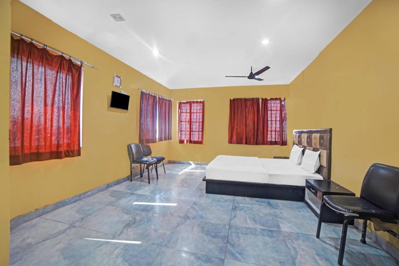 Oyo Flagship 85517 Hotel Sheetal Lake View Райпур Экстерьер фото